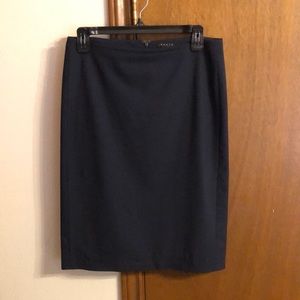 Theory navy size 4 suit skirt